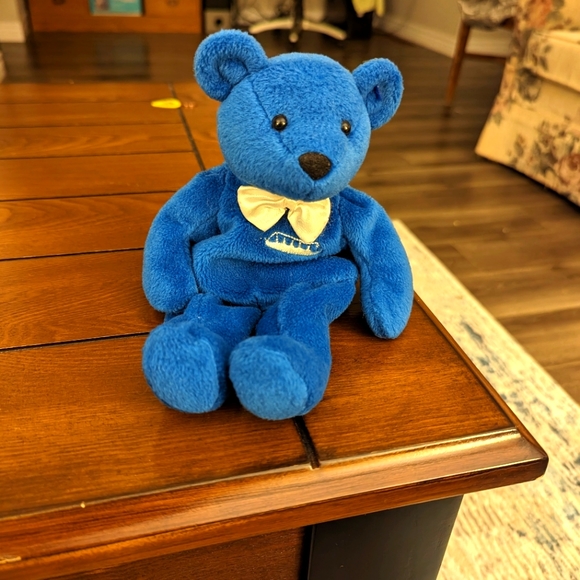 3/$30.  Dart Titanic Bear #5 - Picture 1 of 2